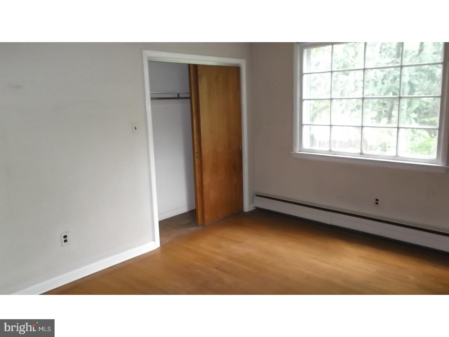 14 Little Oxmead Road Burlington, NJ 08016 - Photo 10 of 25 Gallery Image 10