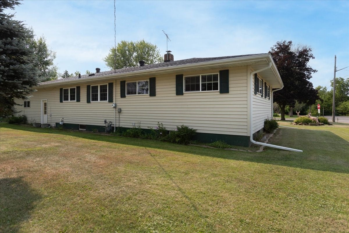 403 High Street Colfax, WI 54730 - Photo 40 of 43 Gallery Image 40