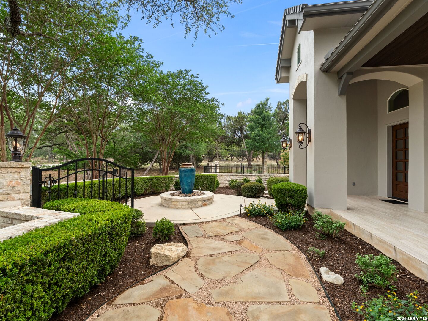 8 Winged Foot Boerne, TX 78006 - Photo 12 of 84