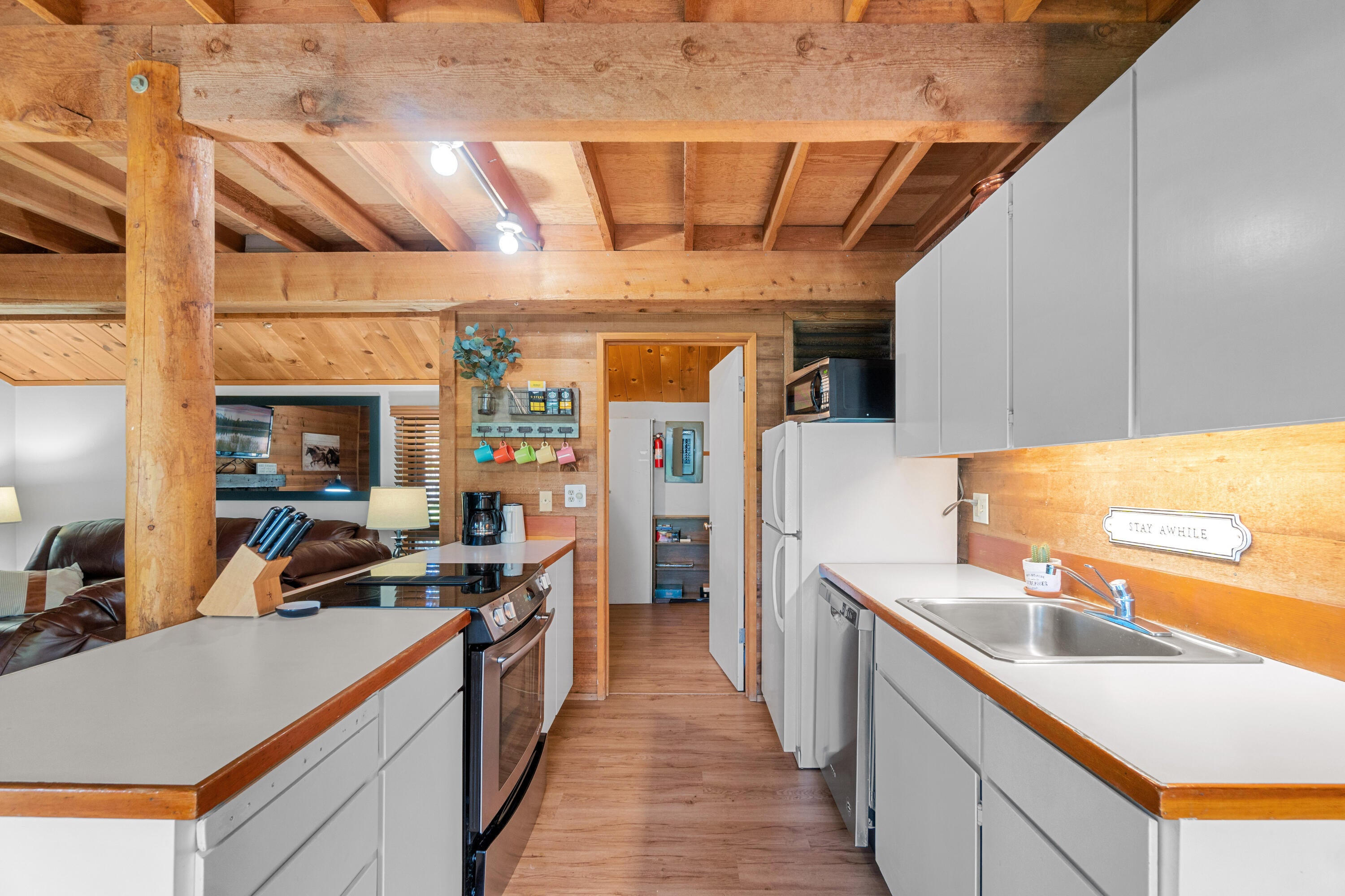 57488 Ranch Cabin Road, Unit 27 Sunriver, OR 97707 - Photo 13 of 21 DSC02740