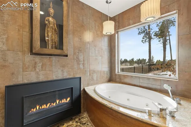 $1,600,000 | 10957 Silver Mountain Point, Colorado Springs, CO 80908