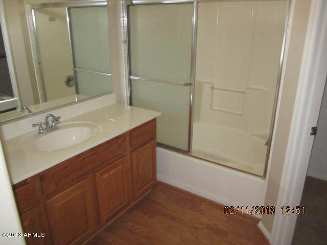 2150 East Bell Road, Unit 1185 Phoenix, AZ 85016 - Photo 5 of 13 Masterbath