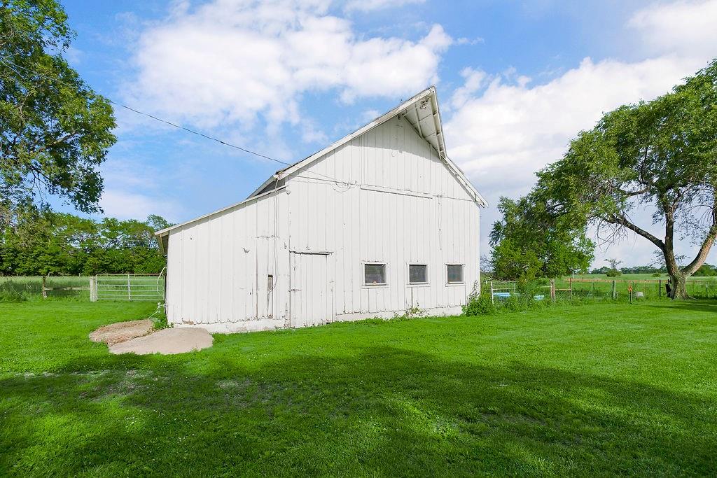 1945 North 900 Road Eudora, KS 66025 - Photo 9 of 13