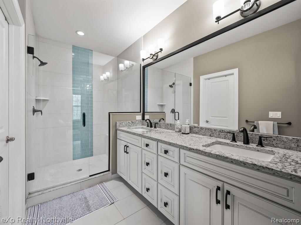 42776 Cardinal Way Novi, MI 48375 - Photo 19 of 46