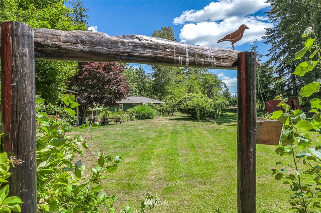 2390 East Hemmi Road Bellingham, WA 98226 - Photo 33 of 40 Gallery Image 33