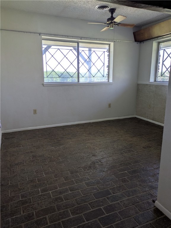 155 Buffalo Road George West, TX 78022 - Photo 31 of 39 an empty room with a window