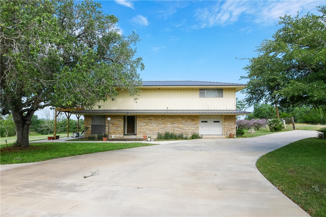 155 Buffalo Road George West, TX 78022 - Photo 6 of 39 a front view of house with yard and green space