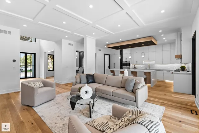 $2,799,000 | 3005 Highland Road, Northbrook, IL 60062