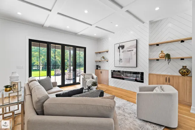 $2,799,000 | 3005 Highland Road, Northbrook, IL 60062