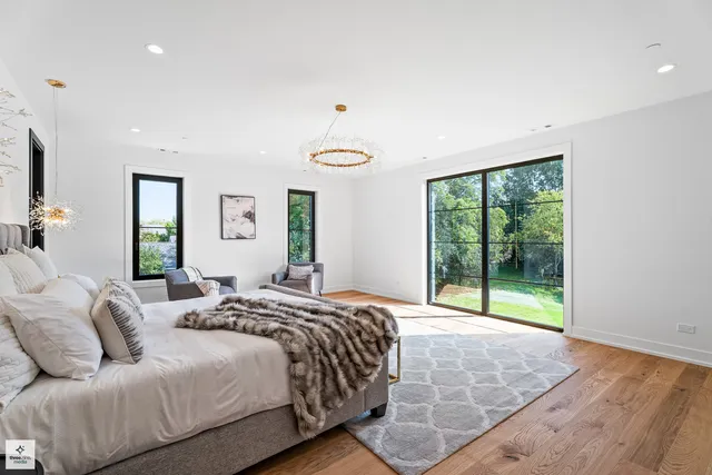 $2,799,000 | 3005 Highland Road, Northbrook, IL 60062