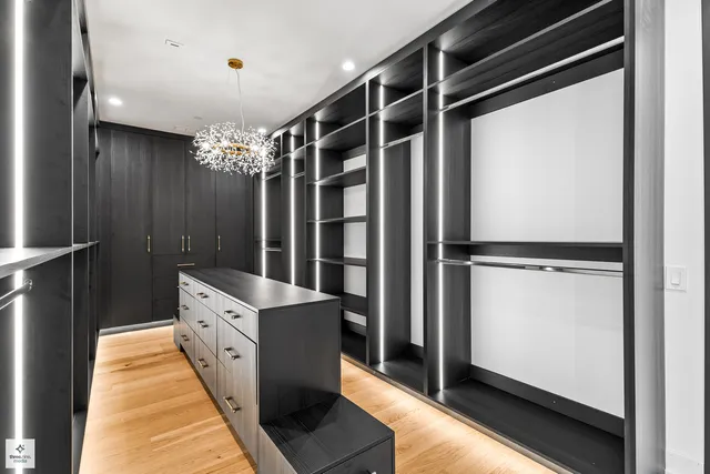 $2,799,000 | 3005 Highland Road, Northbrook, IL 60062