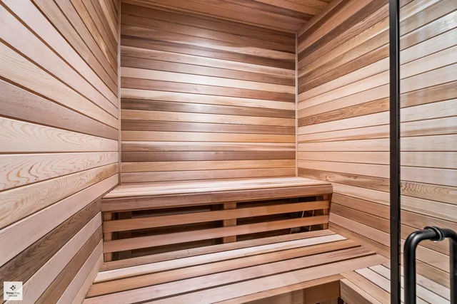 $2,799,000 | 3005 Highland Road, Northbrook, IL 60062