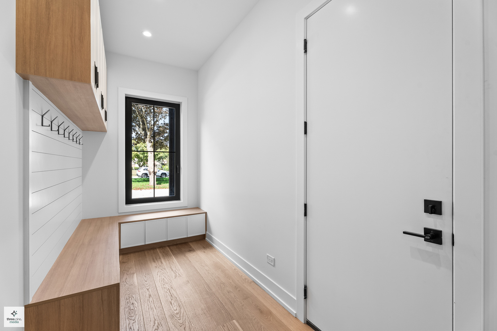 3005 Highland Road Northbrook, IL 60062 - Photo 55 of 68 a view of an entryway with a window