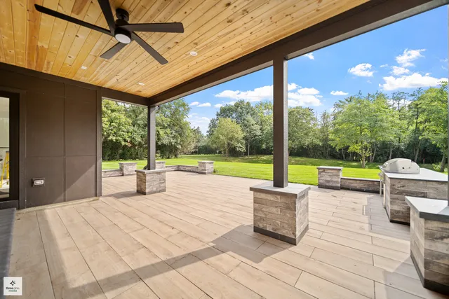 $2,799,000 | 3005 Highland Road, Northbrook, IL 60062