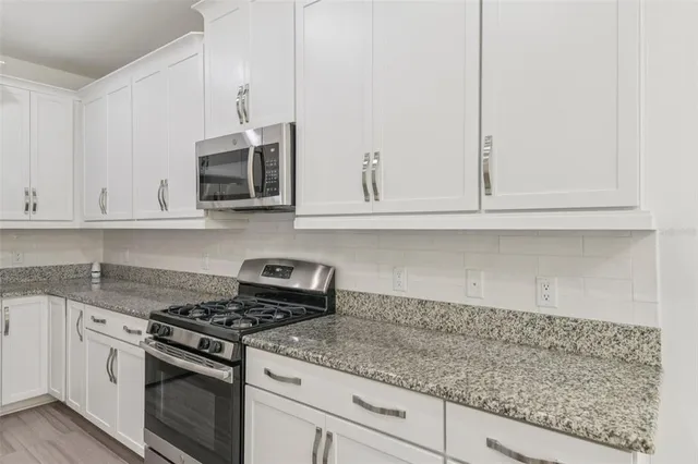 $2,950 | 3982 Night Star Trail, Odessa, FL 33556