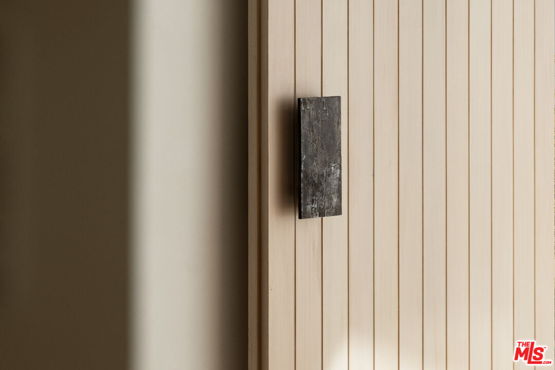 23515 Malibu Colony Road Malibu, CA 90265 - Photo 12 of 30