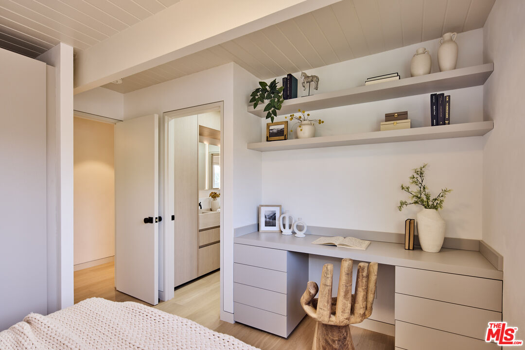 23515 Malibu Colony Road Malibu, CA 90265 - Photo 20 of 23