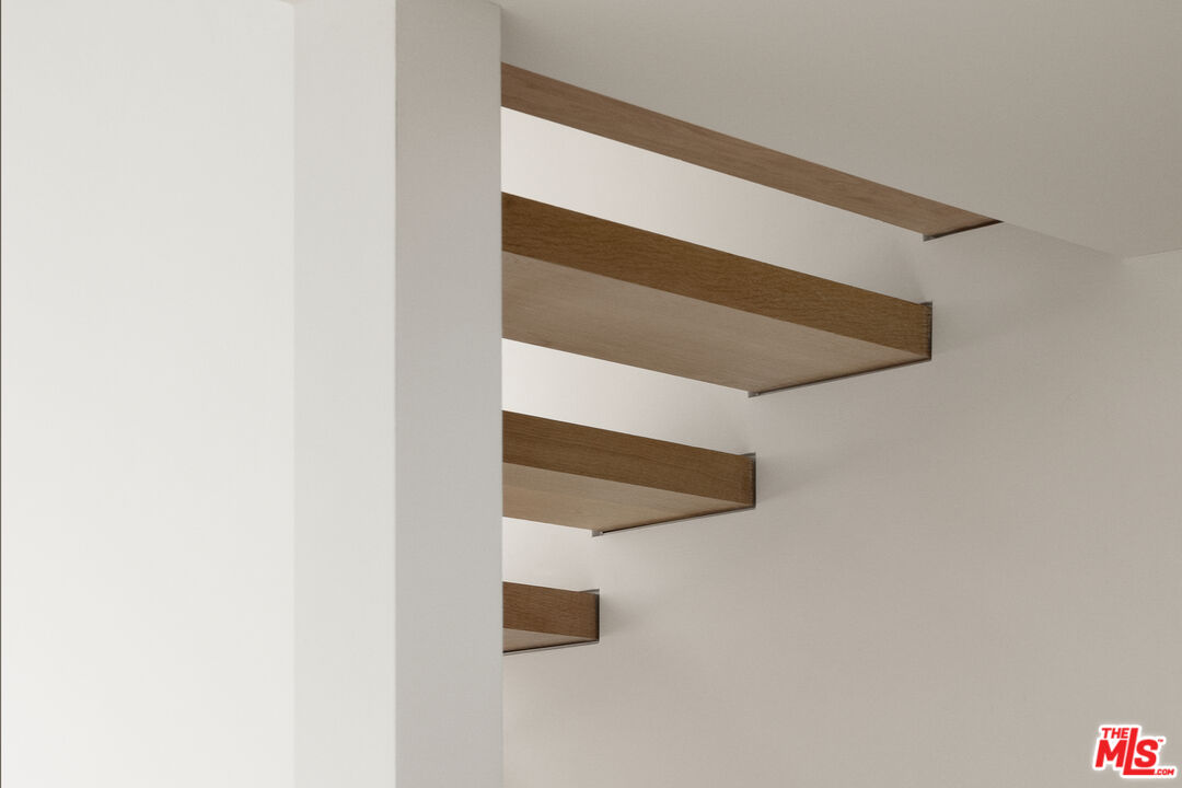 23515 Malibu Colony Road Malibu, CA 90265 - Photo 28 of 30