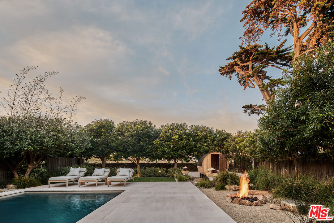 23515 Malibu Colony Road Malibu, CA 90265 - Photo 29 of 30