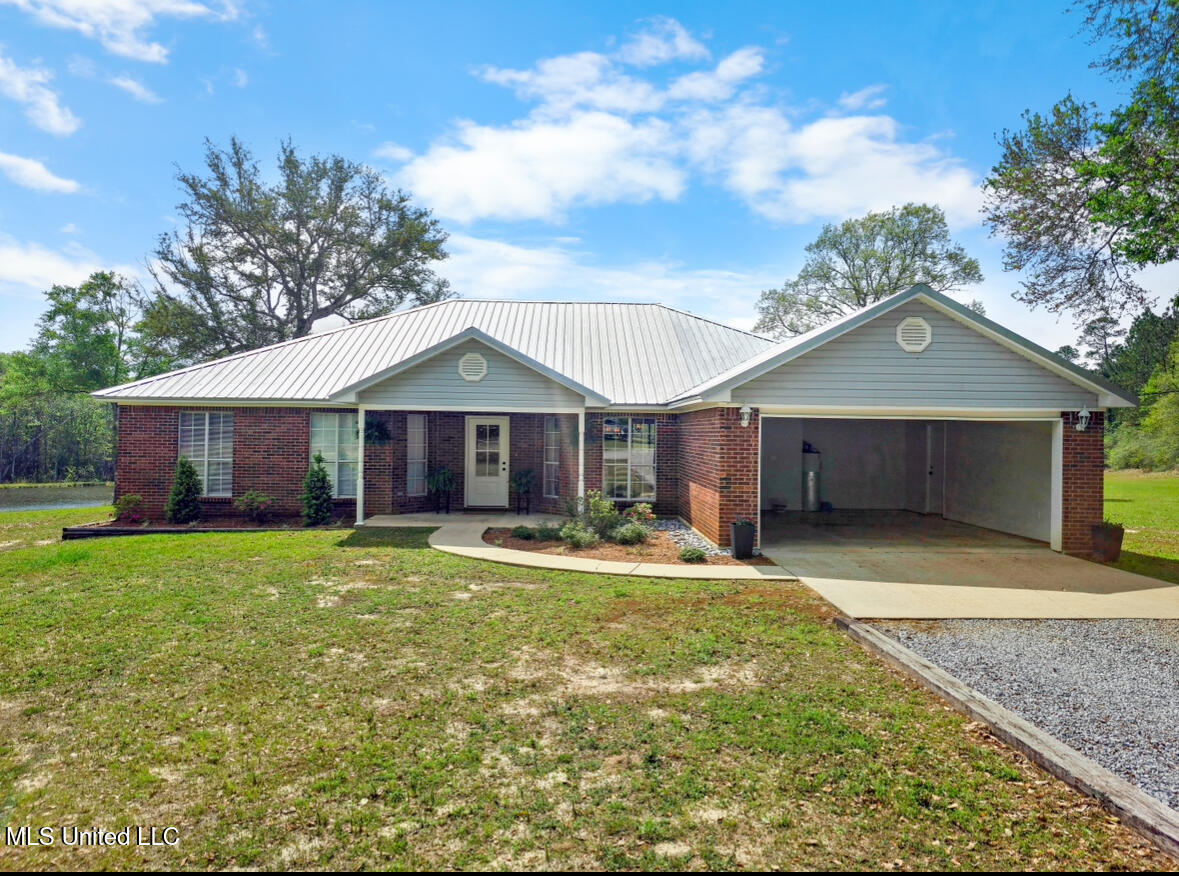 7401 North Creek Road East Lucedale, MS 39452 - Photo 2 of 30 IMG_9624