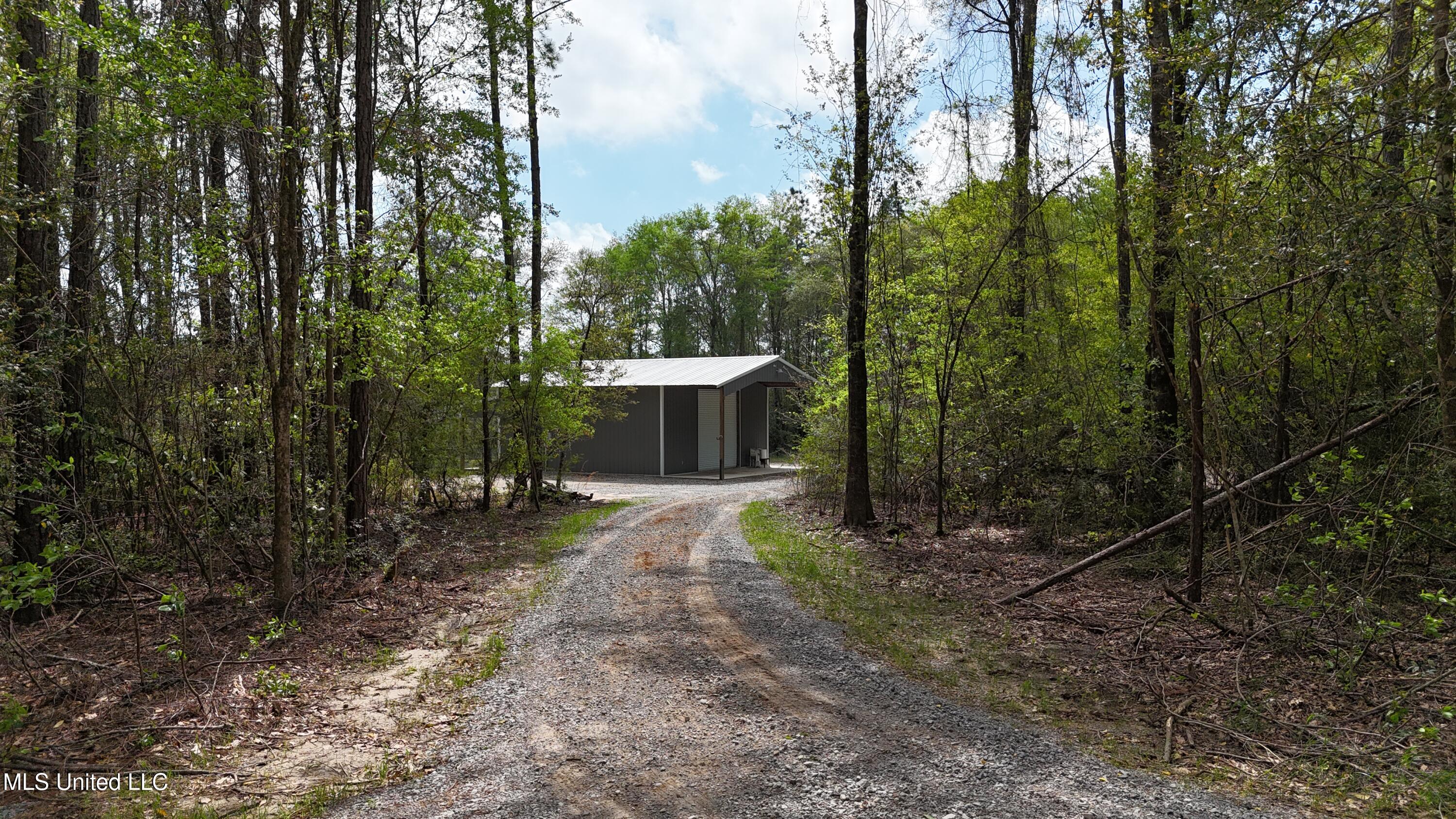 7401 North Creek Road East Lucedale, MS 39452 - Photo 10 of 30 dji_fly_20250402_114042_0014_17436125762