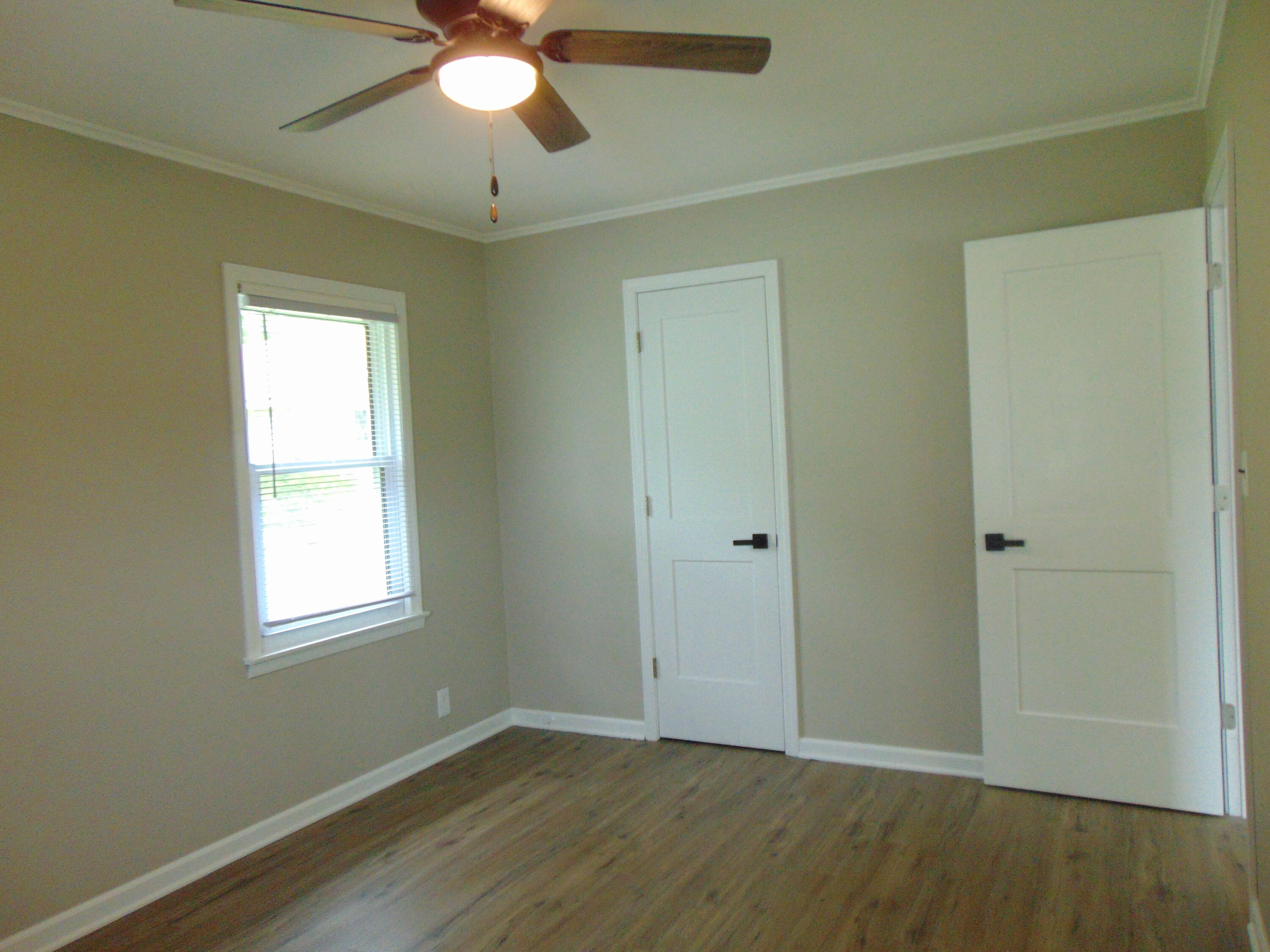517 Maple Street Mukwonago, WI 53149 - Photo 11 of 30 Primary Bedroom Walkin Closet