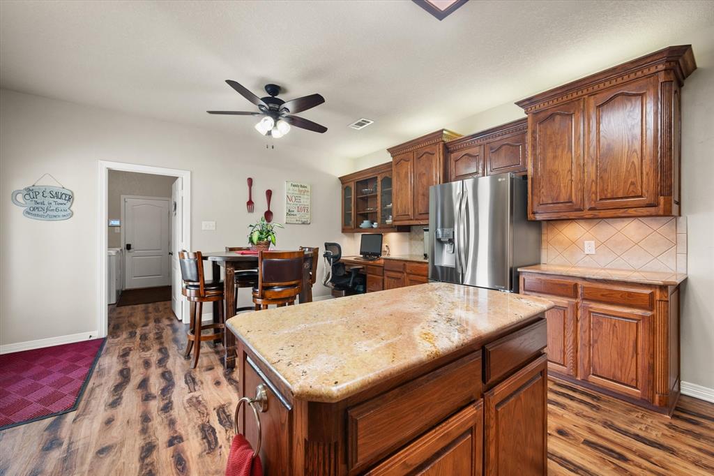 413 Rugged Drive Red Oak, TX 75154 - Photo 11 of 39