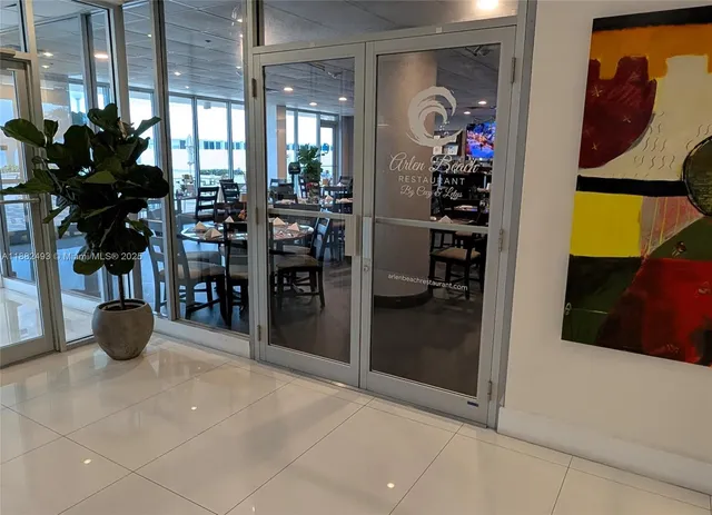 $421,900 | 5701 Collins Avenue, Unit 1105, Miami Beach, FL 33140