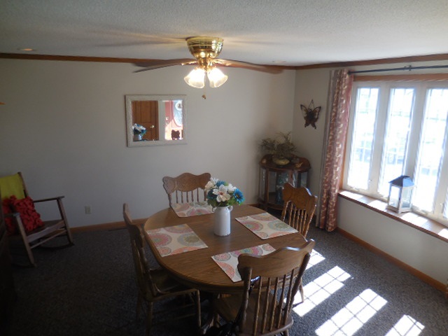 1303 Lakeview Bend Rochester, IN 46975 - Photo 3 of 27
