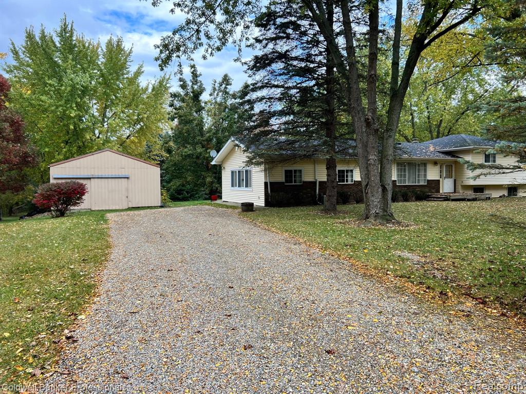 4800 Sullivan Road Lapeer, MI 48446 - Photo 31 of 32