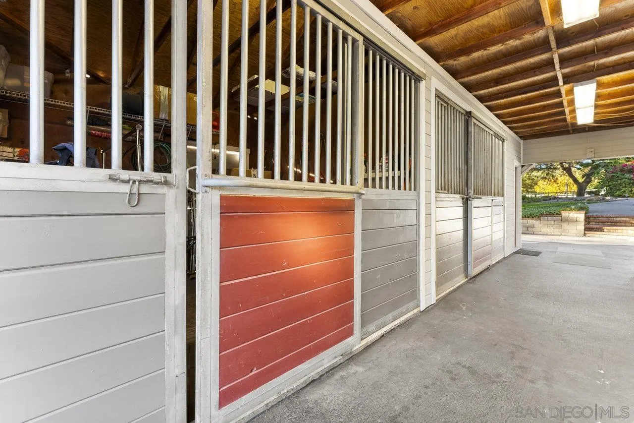1728 Rancho Judith Alpine, CA 91901 - Photo 33 of 68