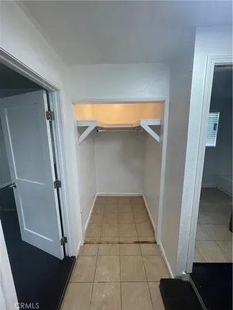 $2,500 | 4605 Arlington Avenue, Unit 1/2, Los Angeles, CA 90043