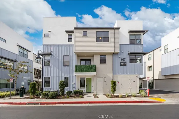 $799,000 | 967 North Divino Privado, Unit 13, Ontario, CA 91764