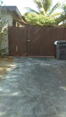 $1,600 | 11810 Ellison Wilson Road, Juno Ridge, FL 33408
