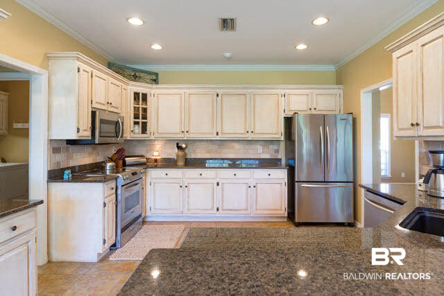 9462 Chamberlain Pass Daphne, AL 36526 - Photo 7 of 26 Kitchen