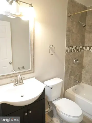 a close up view of washer and dryer