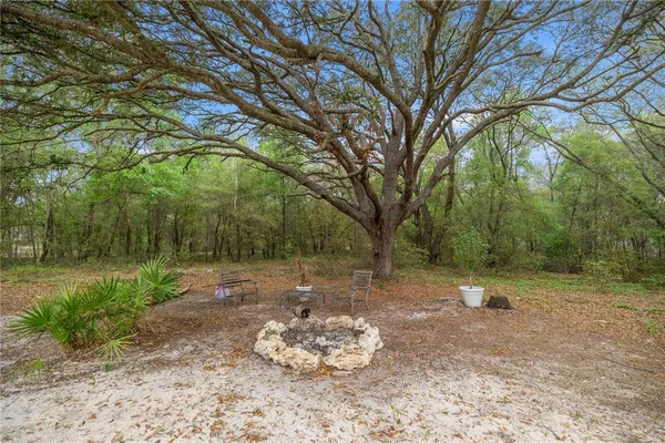 $268,000 | 2 Magnolia Pass Trace, Ocklawaha, FL 32179