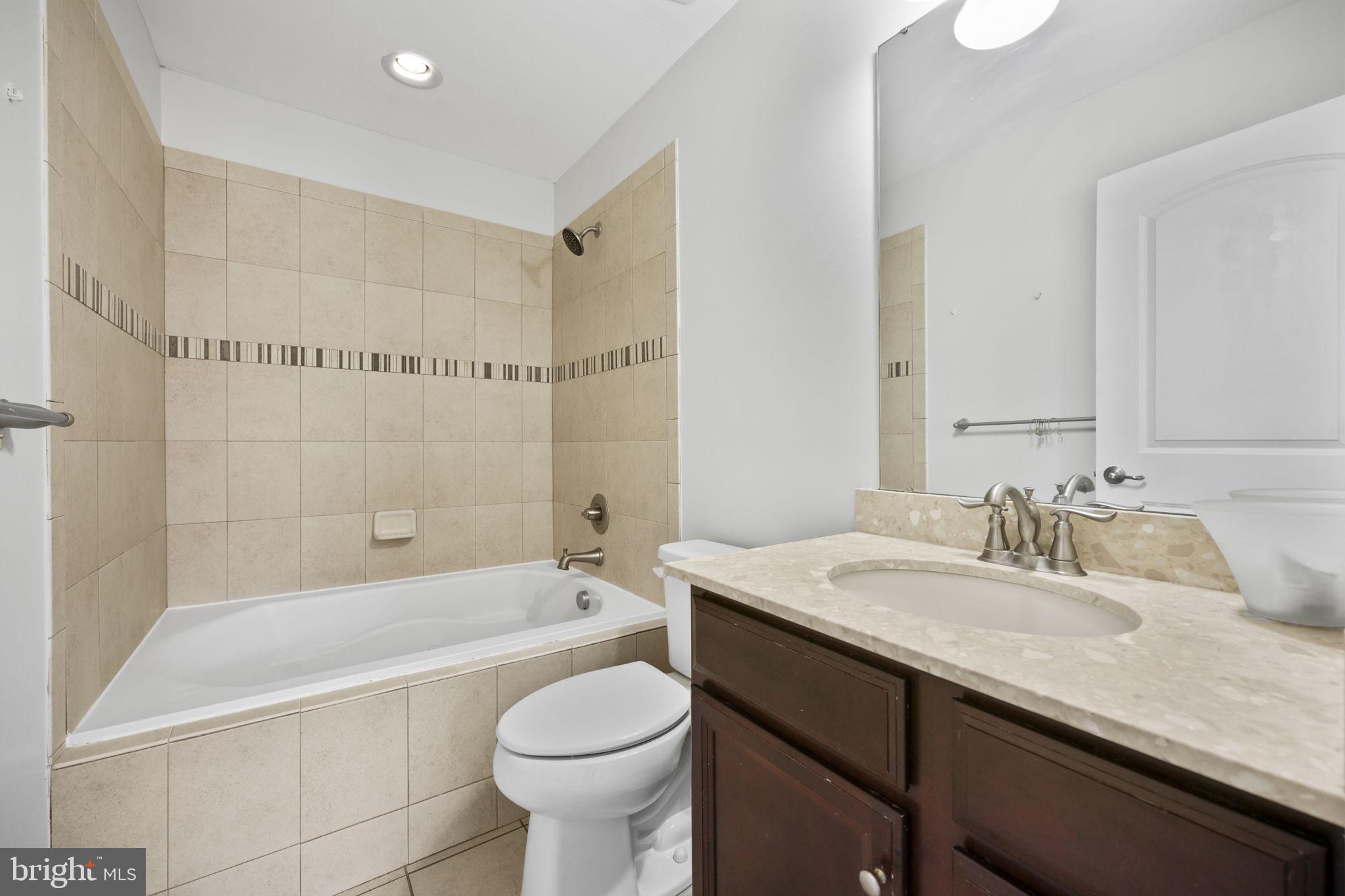 18 Panfili Lane Hamilton, NJ 08610 - Photo 23 of 46