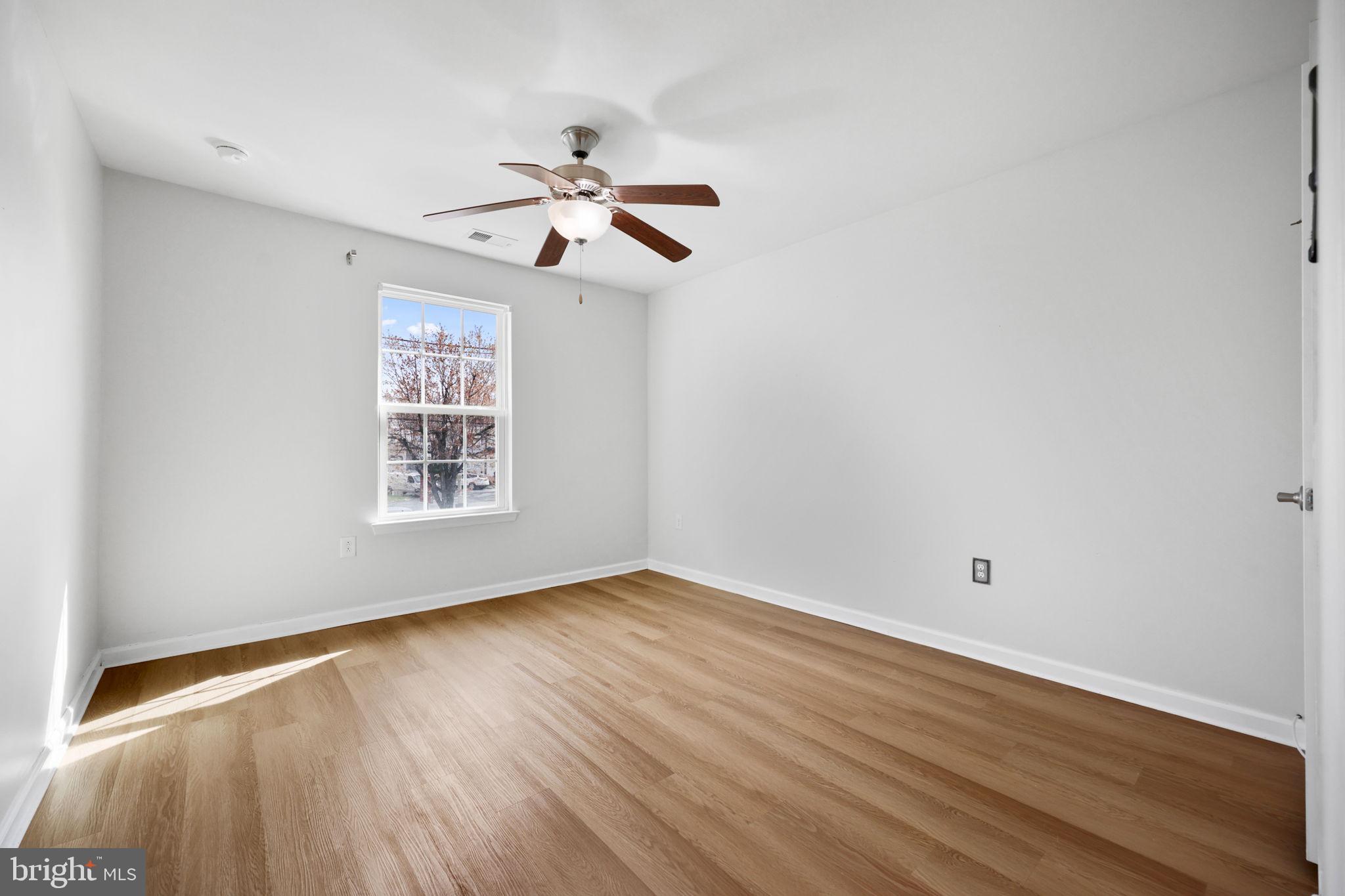 18 Panfili Lane Hamilton, NJ 08610 - Photo 25 of 46