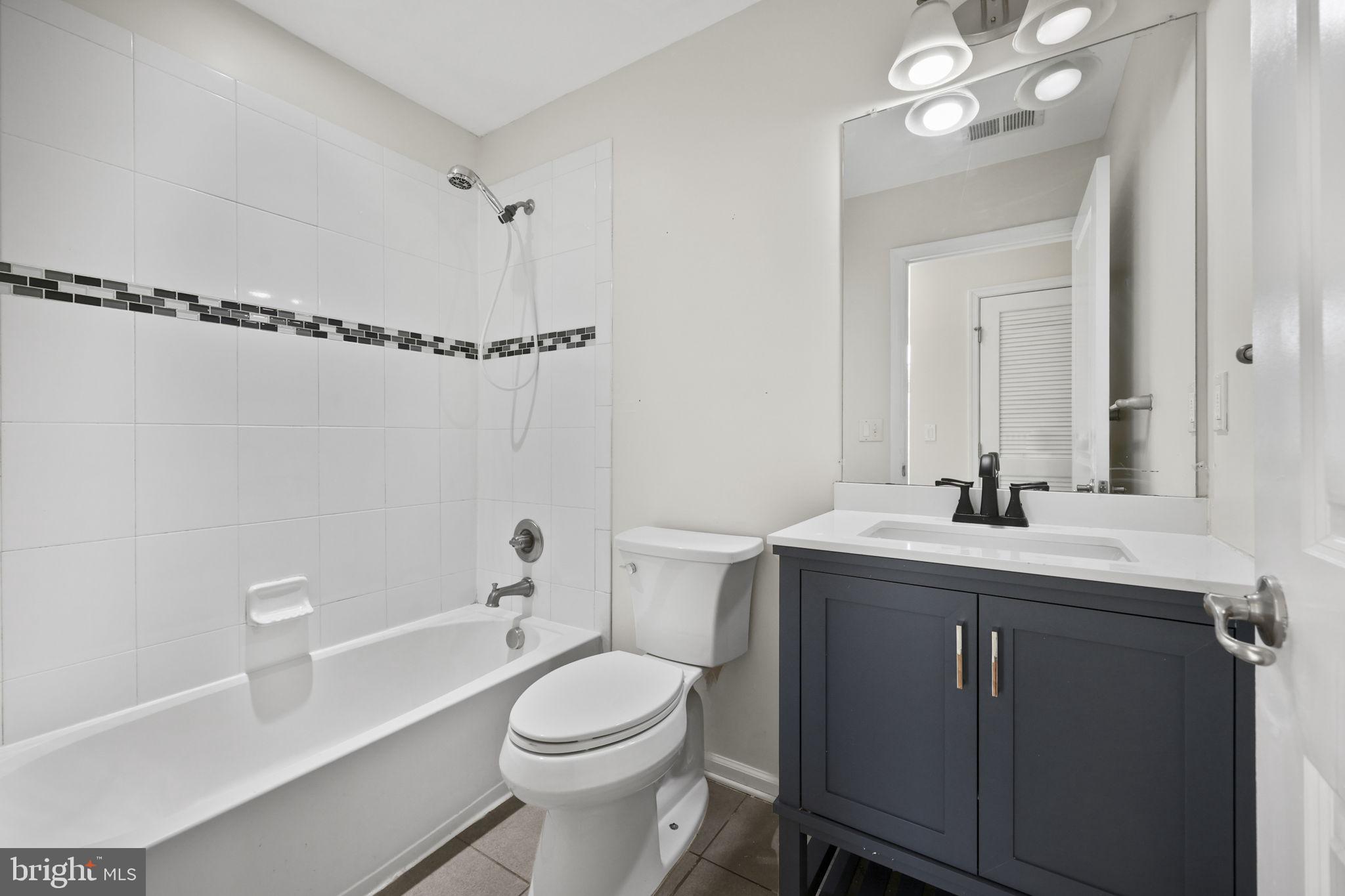 18 Panfili Lane Hamilton, NJ 08610 - Photo 26 of 46