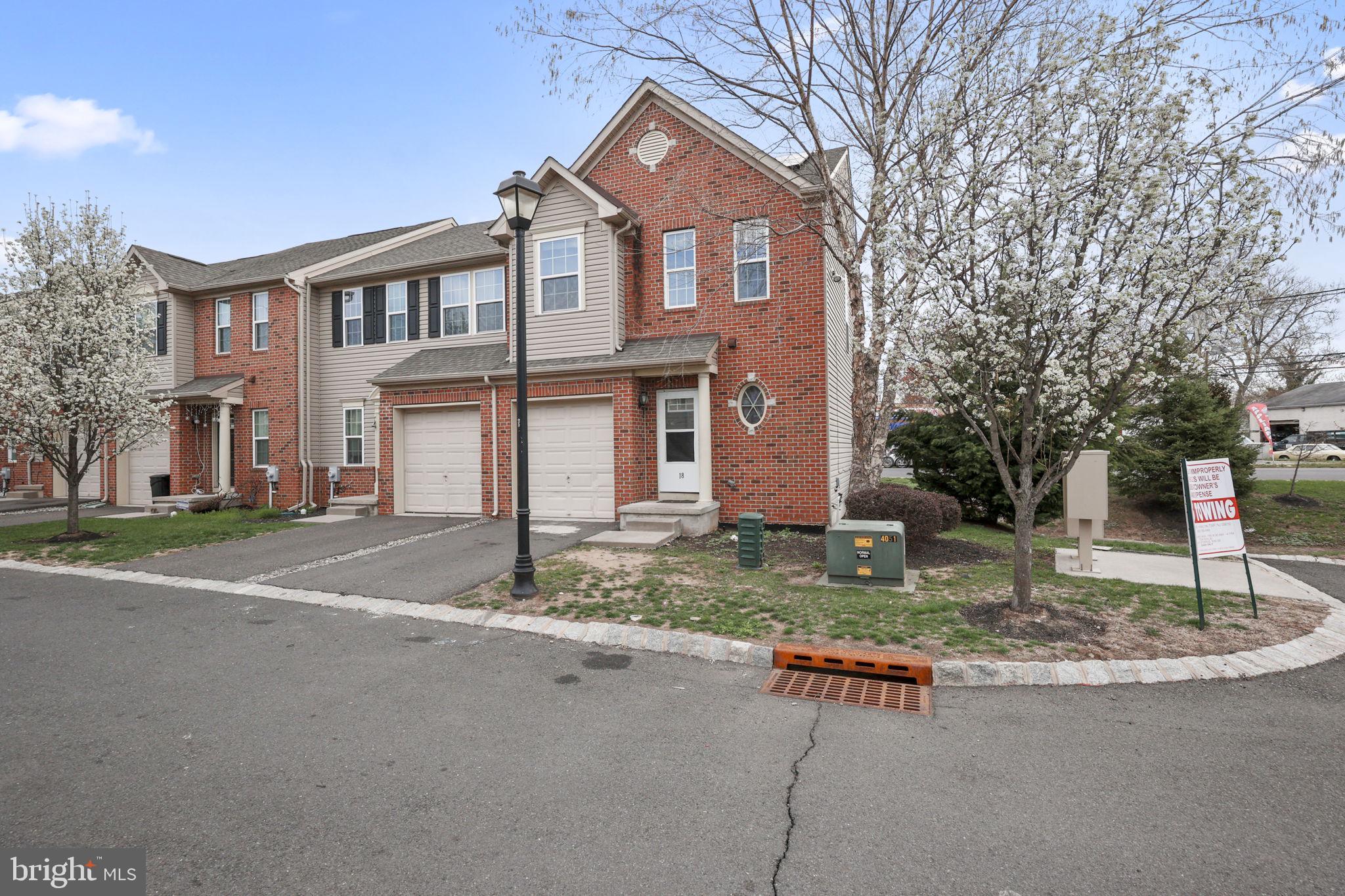 18 Panfili Lane Hamilton, NJ 08610 - Photo 3 of 46