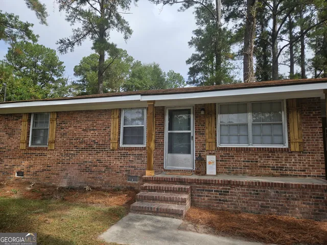 $145,000 | 423 Richards Avenue, Millen, GA 30442