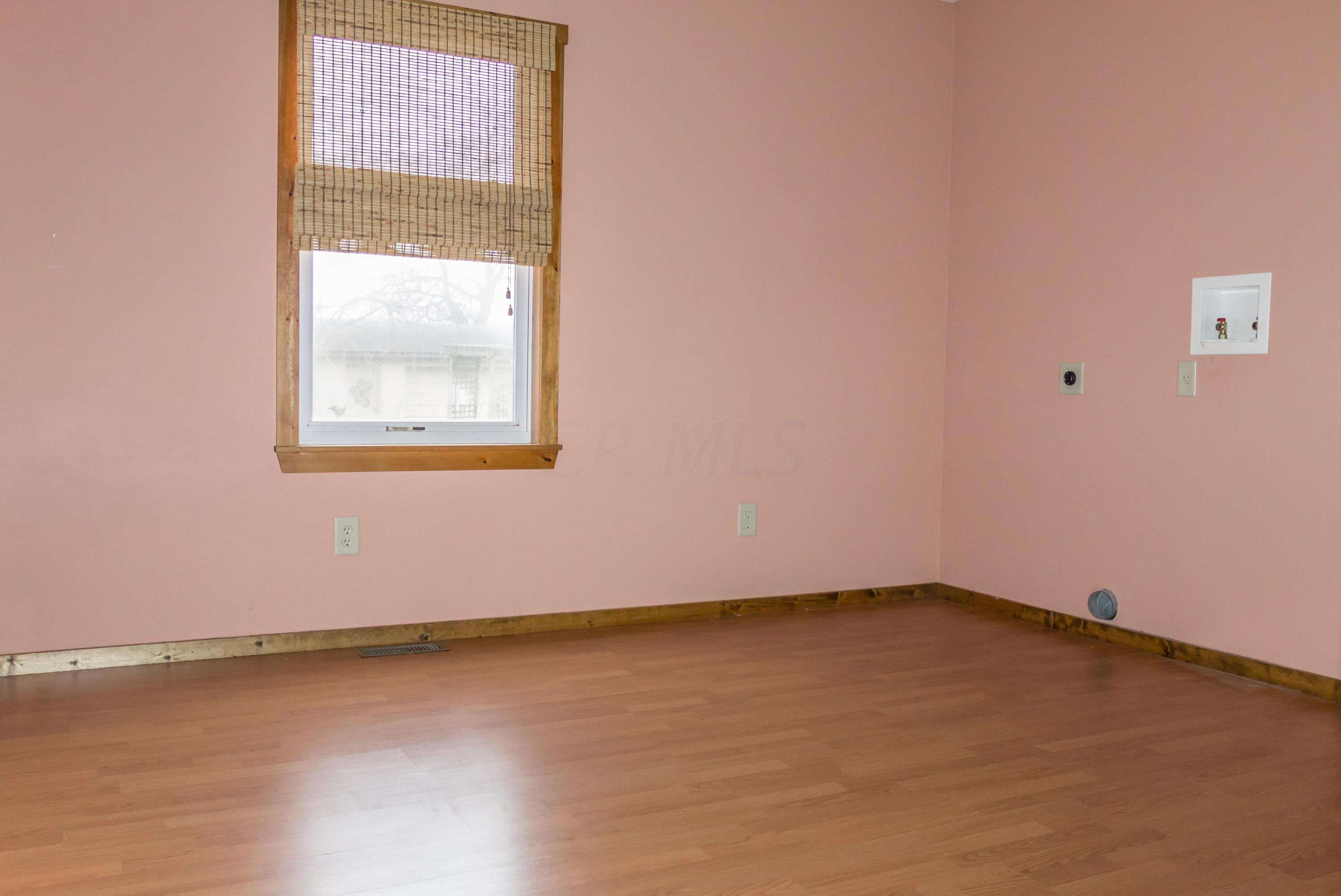 3375 Briggs Road Columbus, OH 43204 - Photo 26 of 29 Gallery Image 26