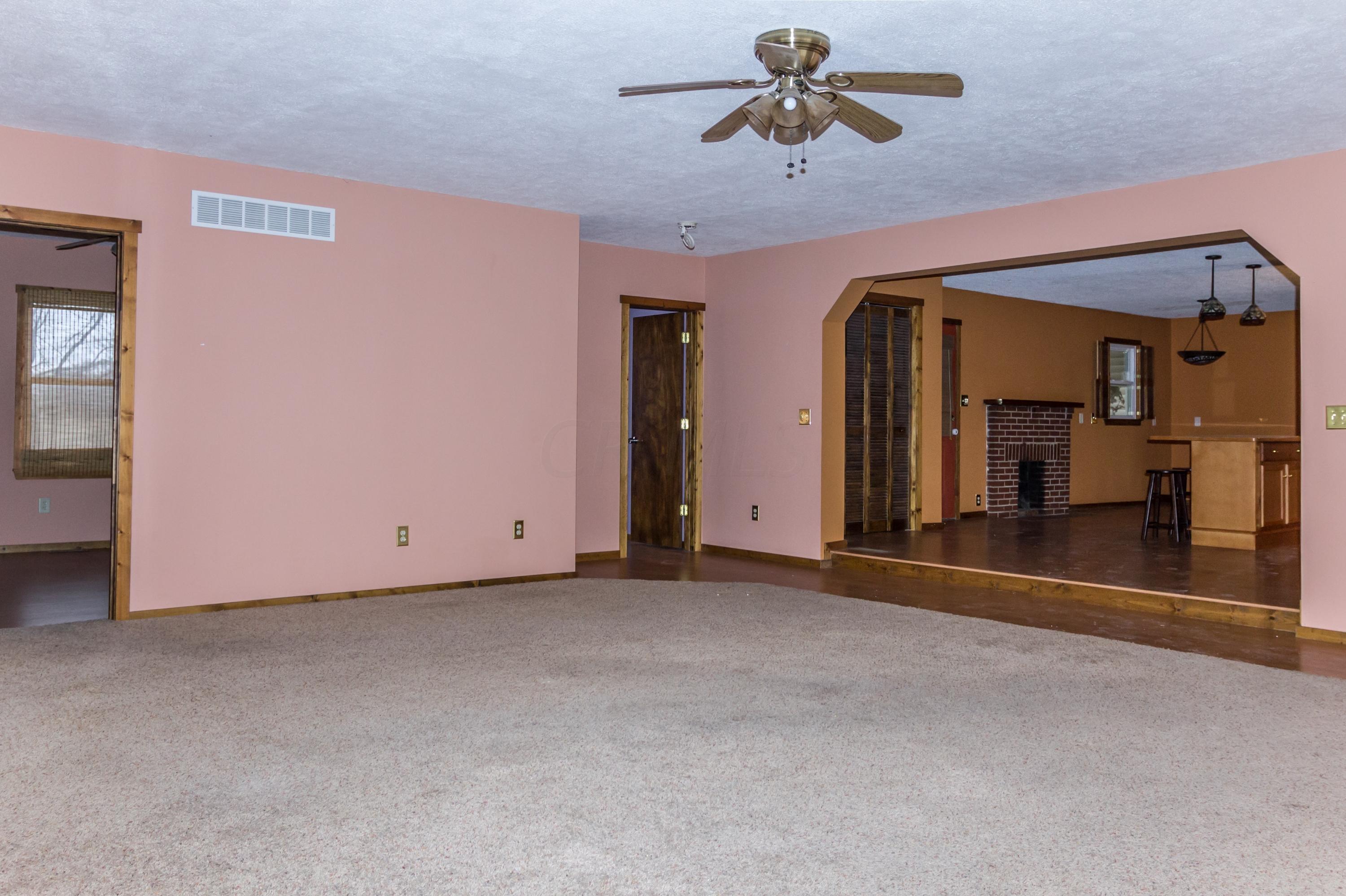 3375 Briggs Road Columbus, OH 43204 - Photo 7 of 29 Gallery Image 7