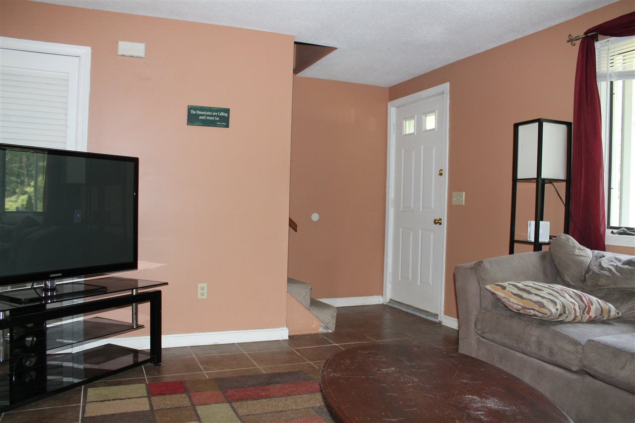 39 Riverside Drive Allenstown, NH 03275 - Photo 8 of 9
