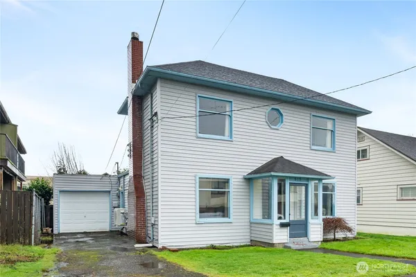 $322,500 | 515 5th Street, Hoquiam, WA 98550