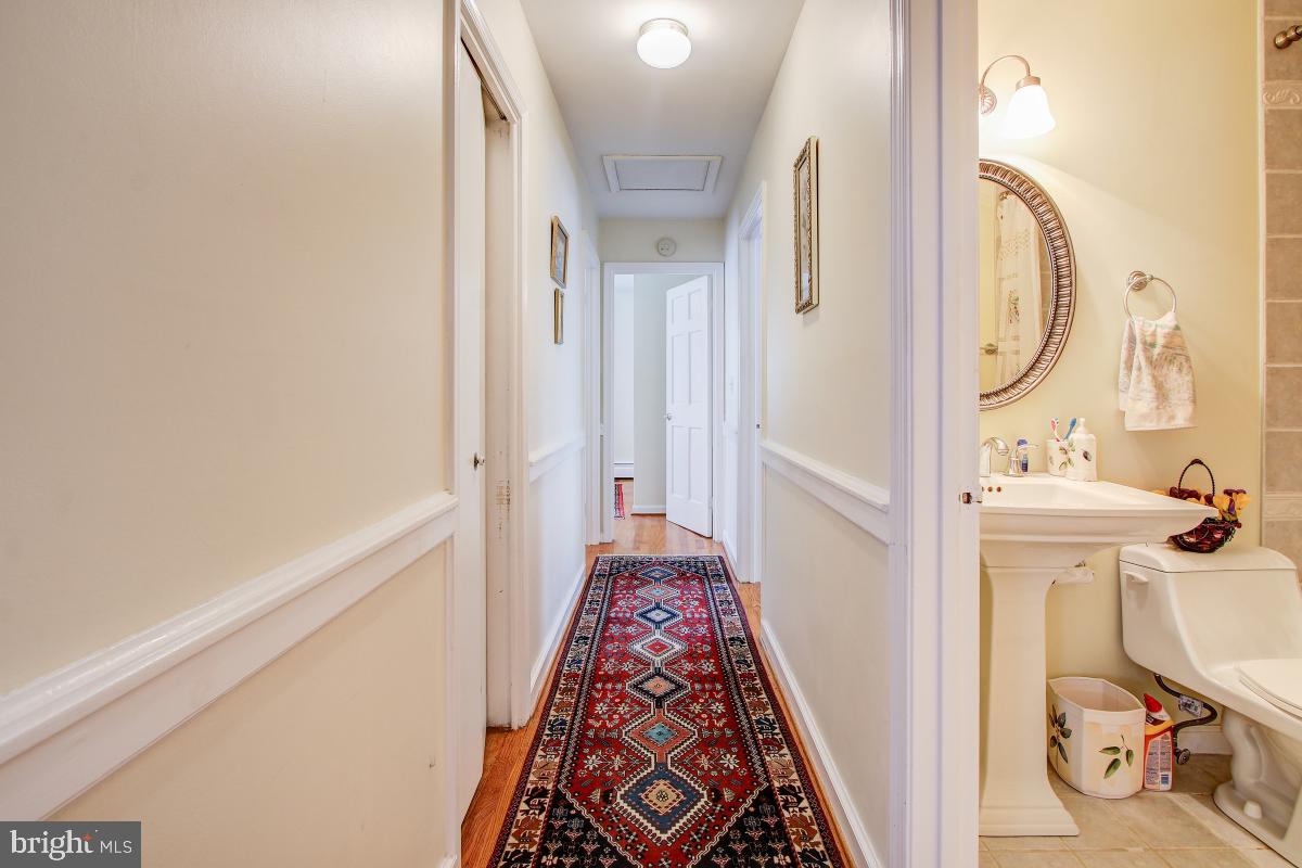 9420 Emory Grove Road Gaithersburg, MD 20877 - Photo 12 of 48 Gallery Image 12