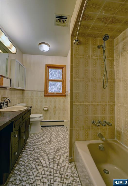 1316 Alps Road Wayne, NJ 07470 - Photo 14 of 39