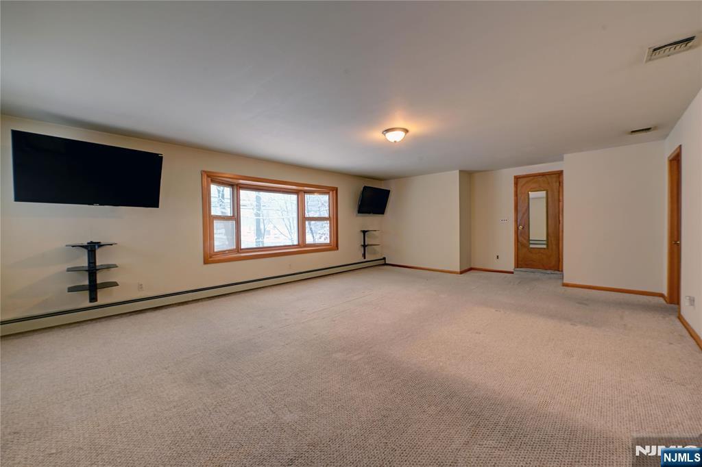 1316 Alps Road Wayne, NJ 07470 - Photo 20 of 39