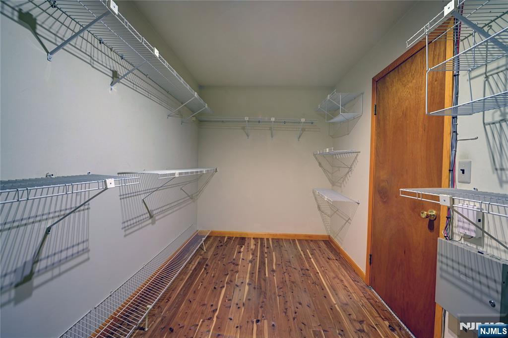 1316 Alps Road Wayne, NJ 07470 - Photo 23 of 39